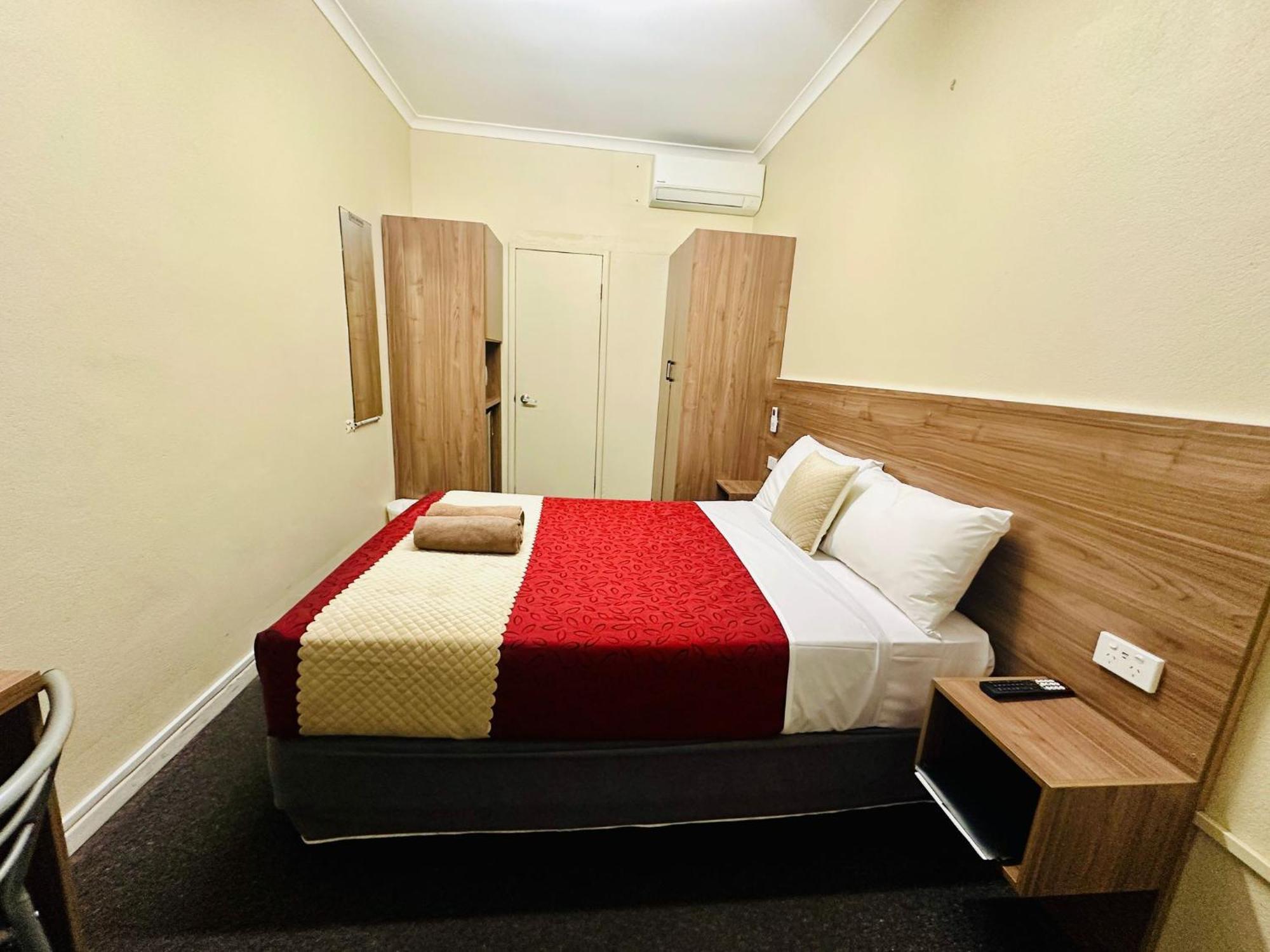Wattle Tree Motel Кутамундра Экстерьер фото